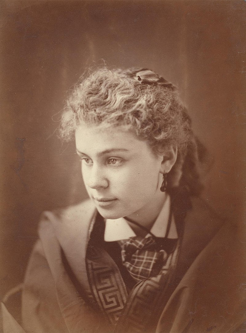 Julia_Margaret_Cameron_-_After_the_Manner_of_Raphael_-_B2016.10.3_-_Yale_Center_for_British_Art